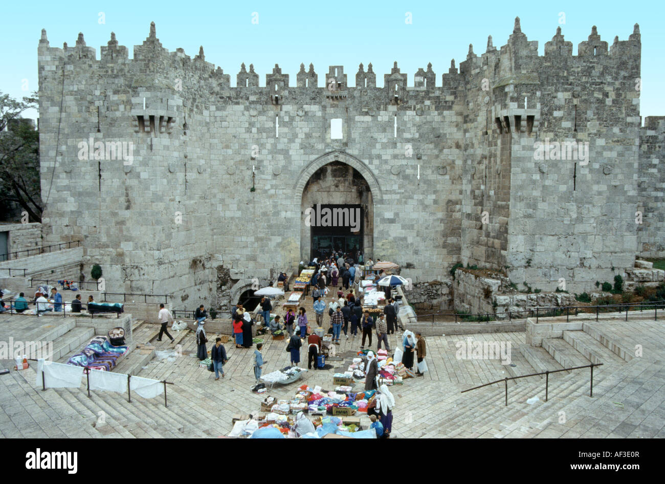 Israel jerusalem old city doors hi-res stock photography and images - Alamy