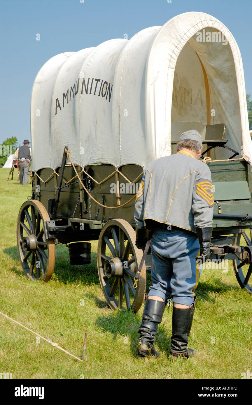 Ammunition wagon hires stock photography and images Alamy