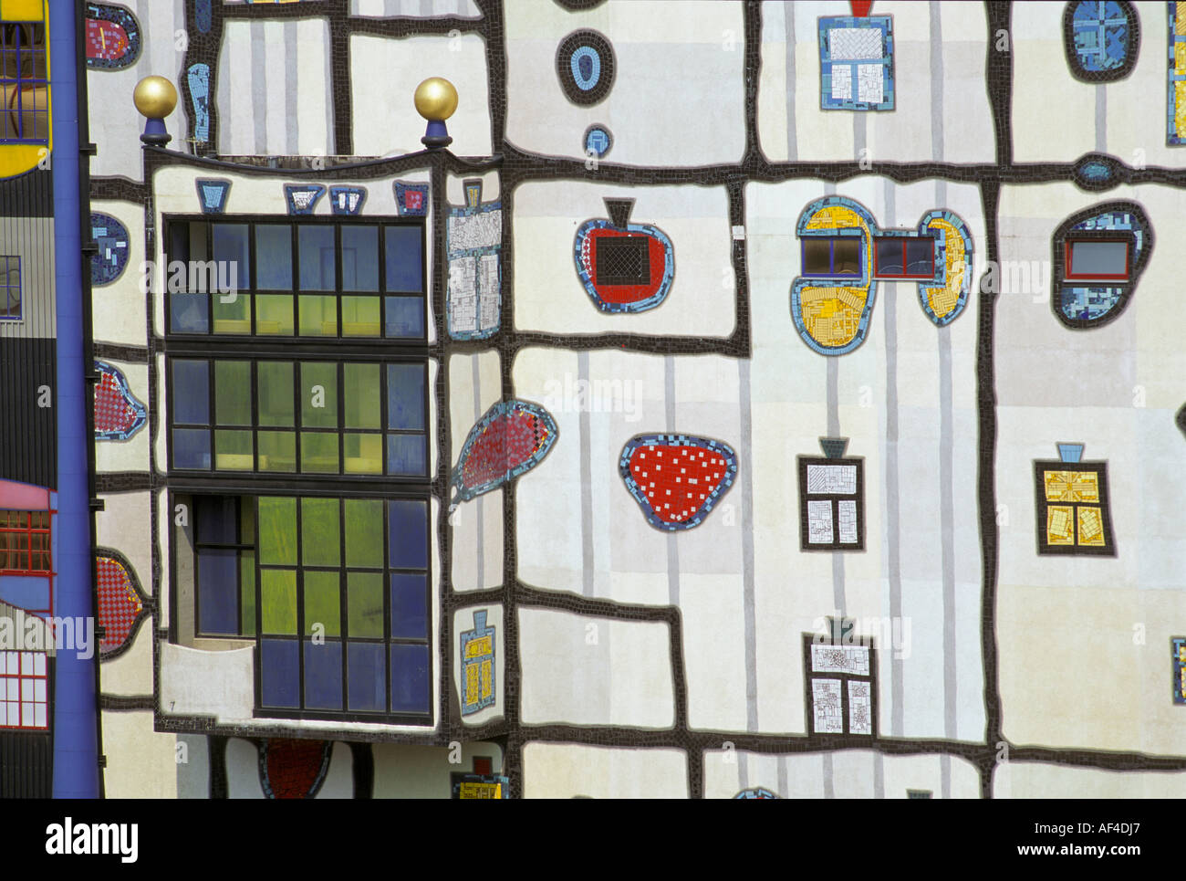 Power and heat supply station Spittelau designed by the artist