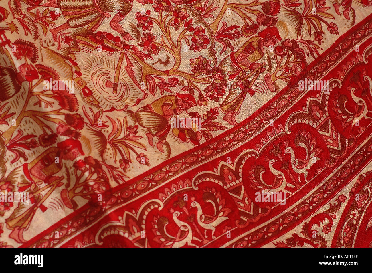 Sari fabric texture hi-res stock photography and images - Alamy