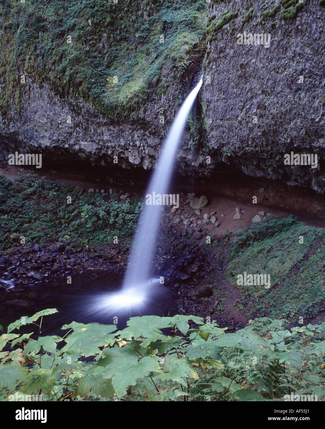 Water falling from rocks Stock Photo - Alamy