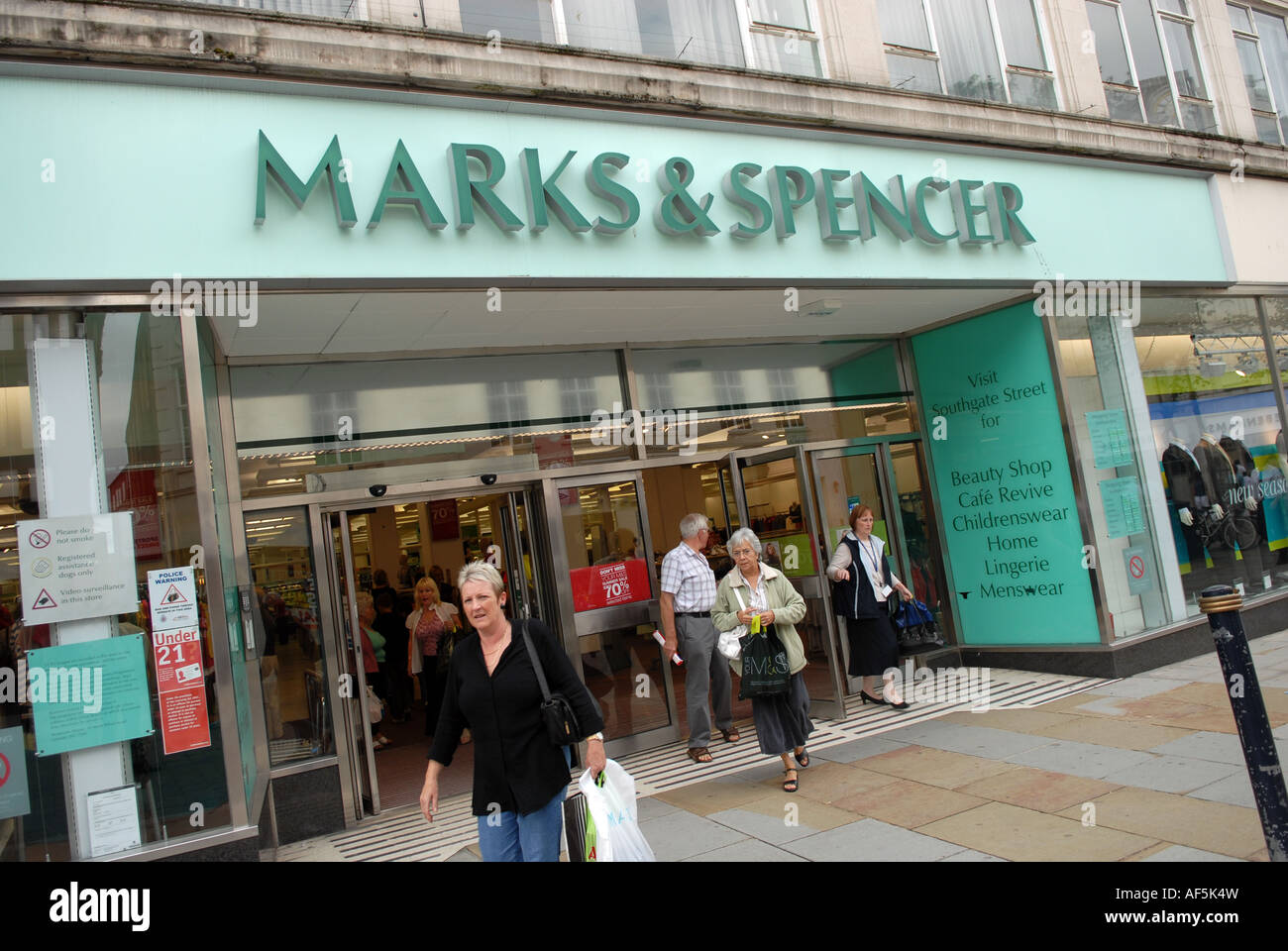 Marks And Spencer Store In Gloucester In England September 2007 Stock Photo Alamy