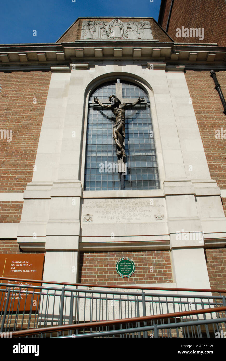 Tyburn Convent shrine of the Sacred Heart and Tyburn Martyrs Bayswater Road London Stock Photo