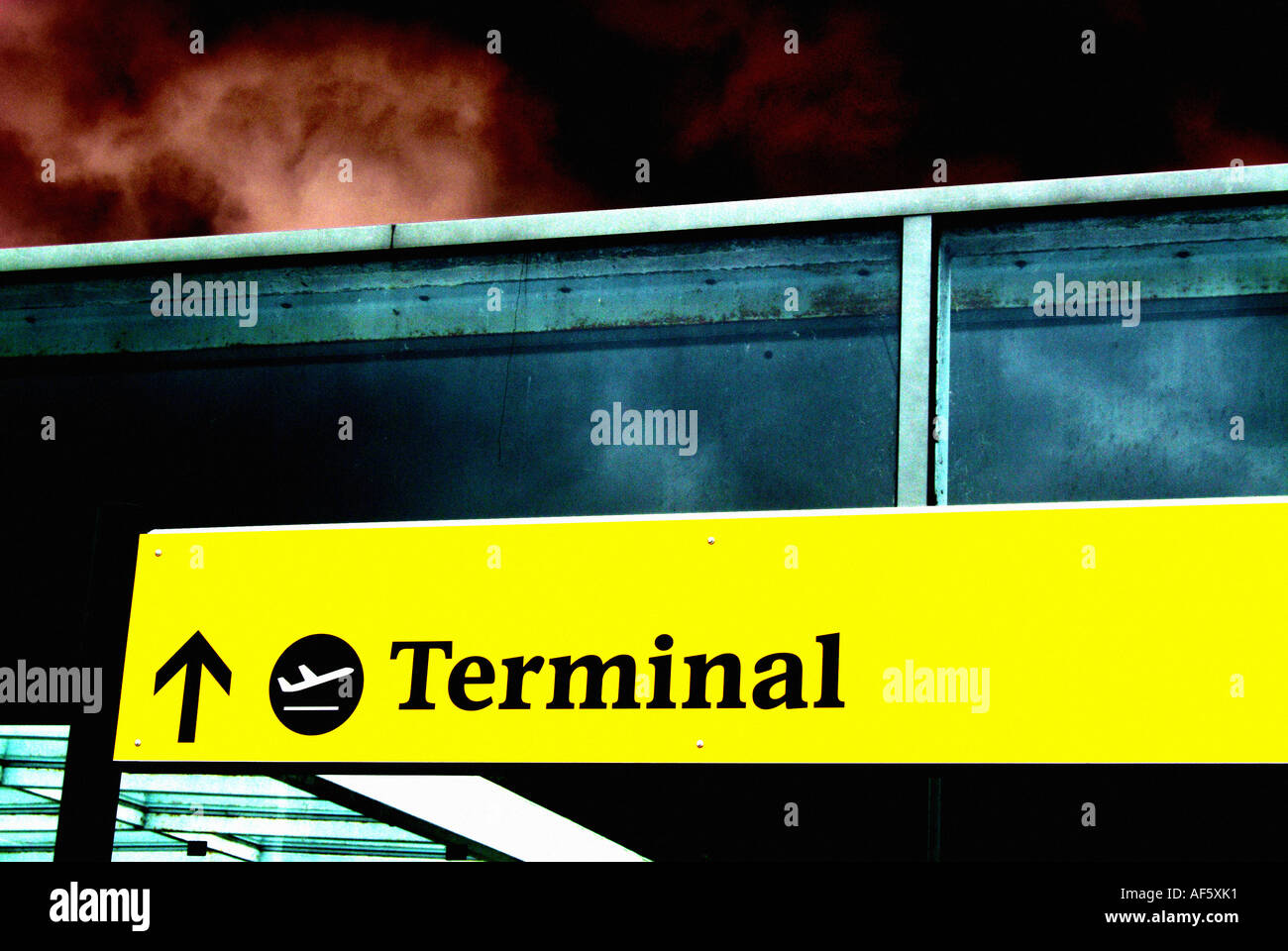 Airport drop off stanstead hires stock photography and images Alamy