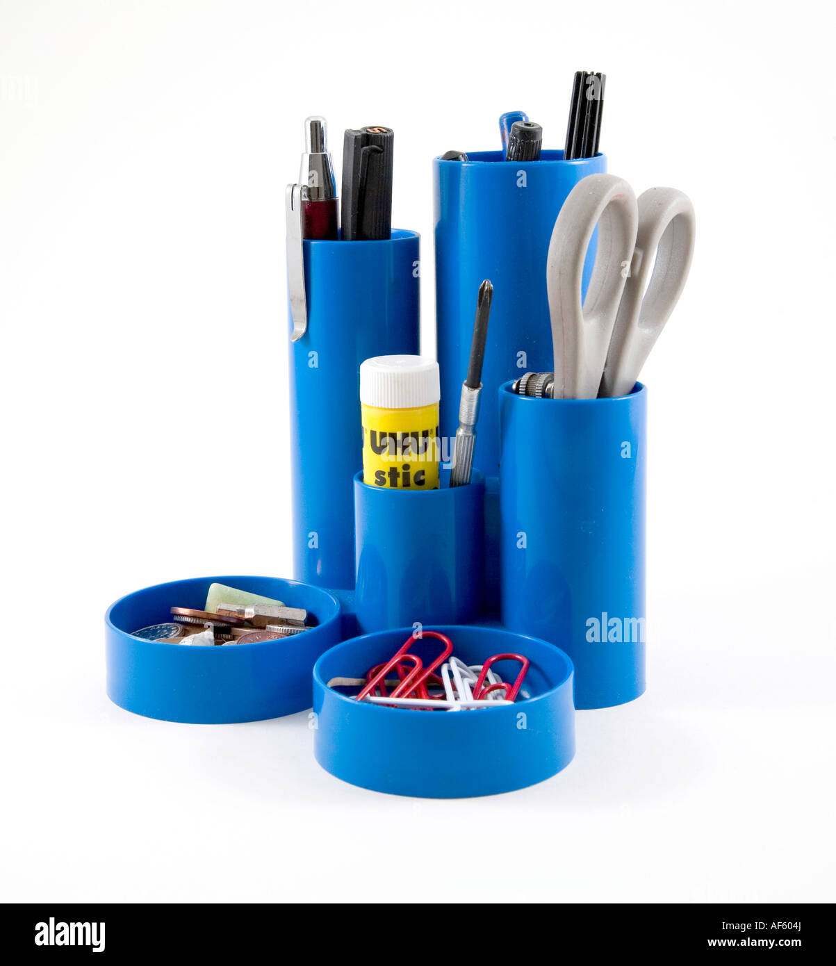 https://c8.alamy.com/comp/AF604J/blue-pen-holder-with-pens-and-office-implements-on-white-background-AF604J.jpg