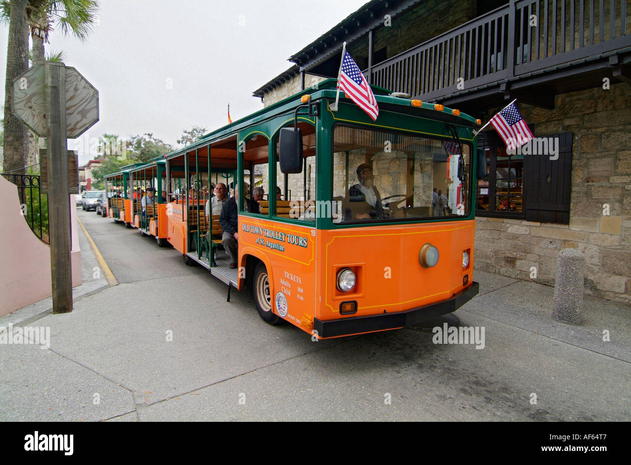 Old shopping district hi-res stock photography and images - Alamy