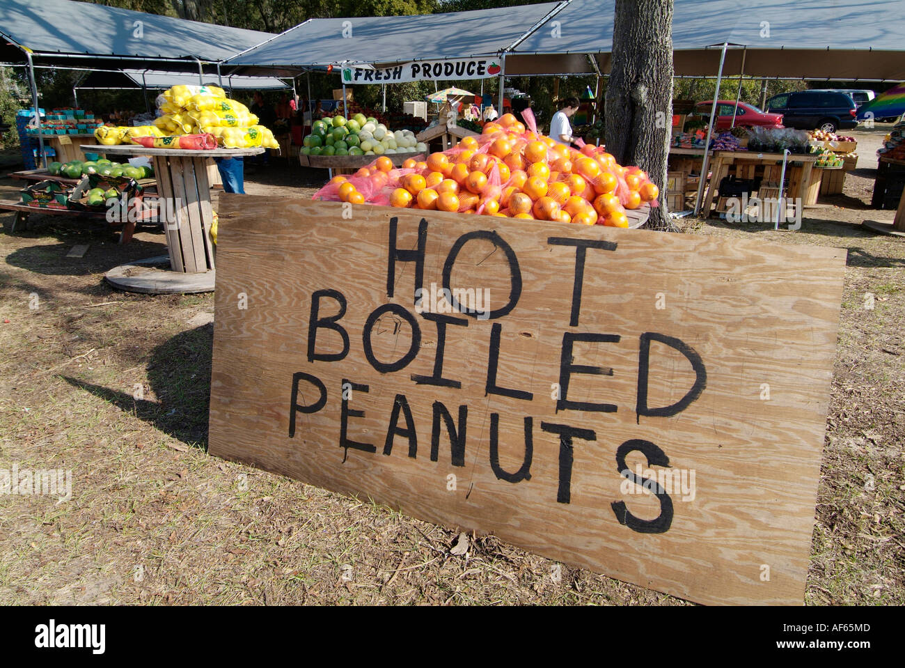 Boiled Peanuts Stock Photos & Boiled Peanuts Stock Images Alamy