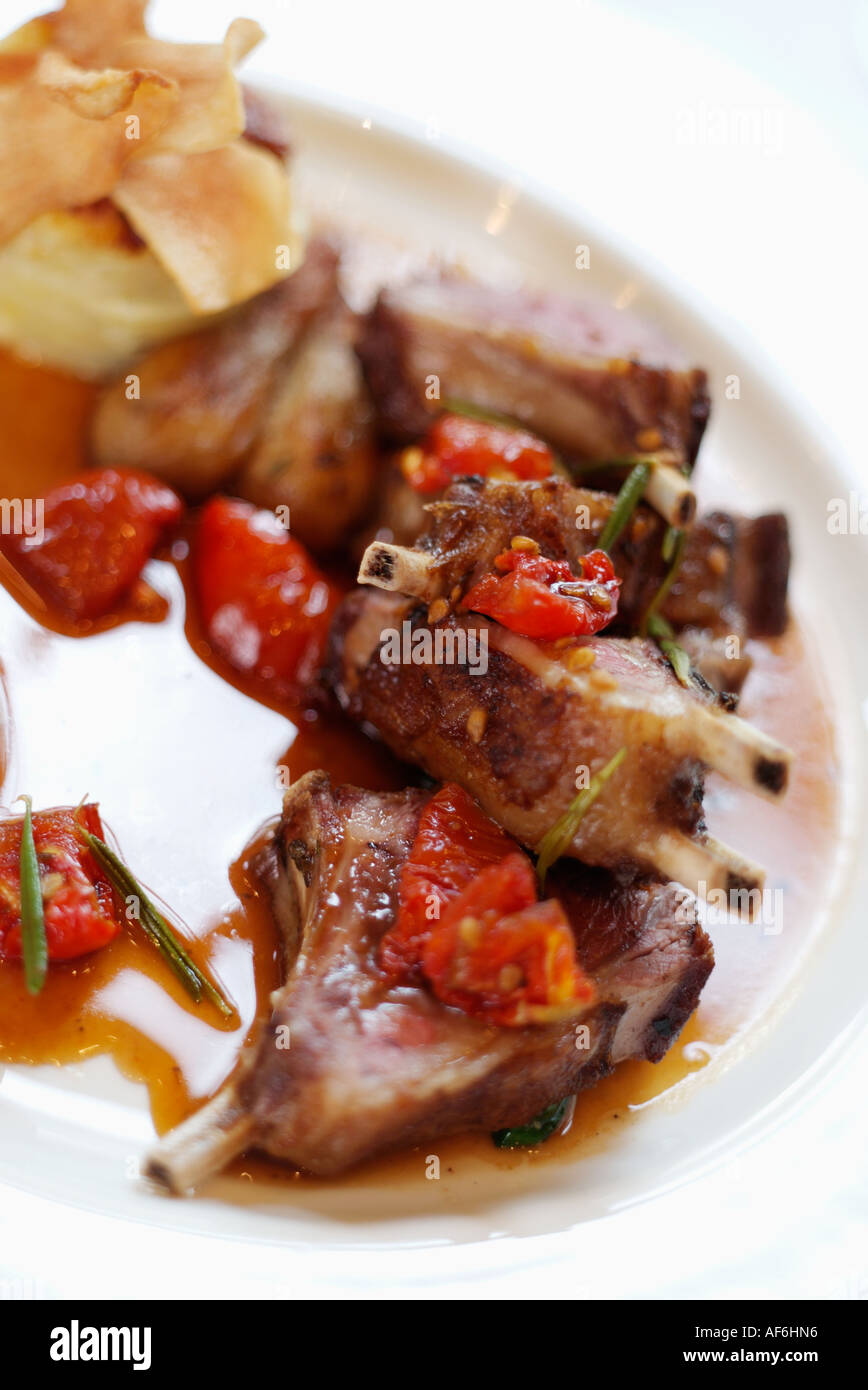 Rabbit bones hi-res stock photography and images - Alamy