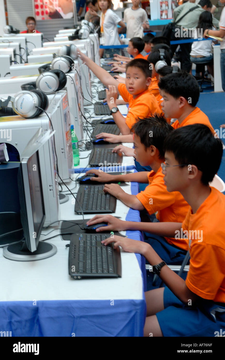 Singapore schoolchildren participating in national computer competition ...