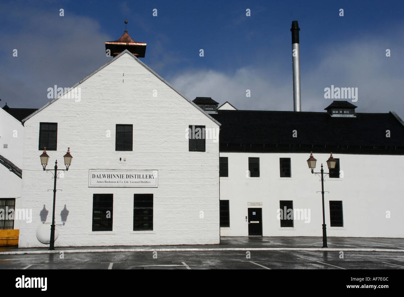 dalwhinnie visitor centre scotch whisky distillery Invernessshire