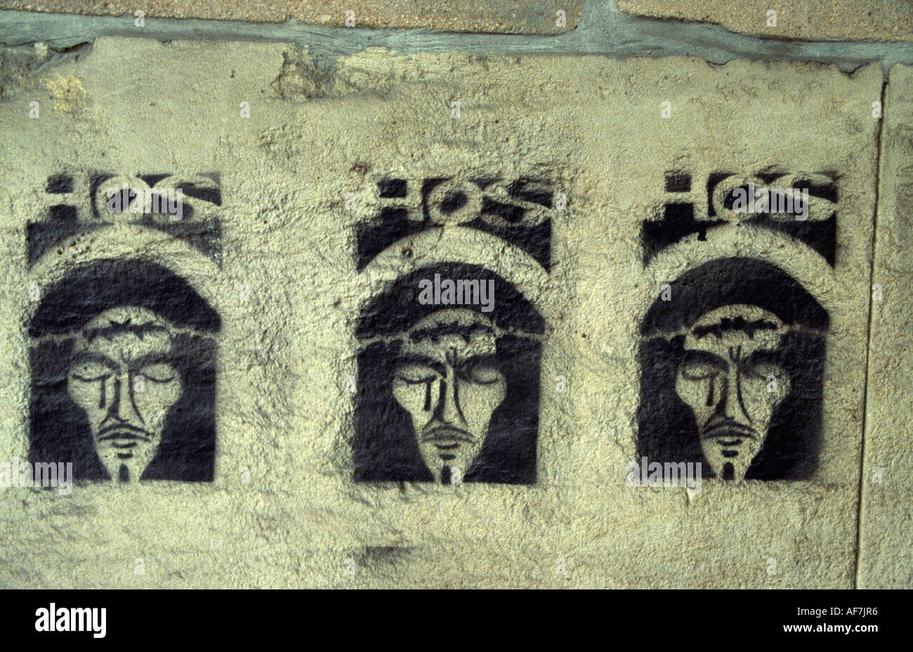 Stencil wall hi-res stock photography and images - Alamy