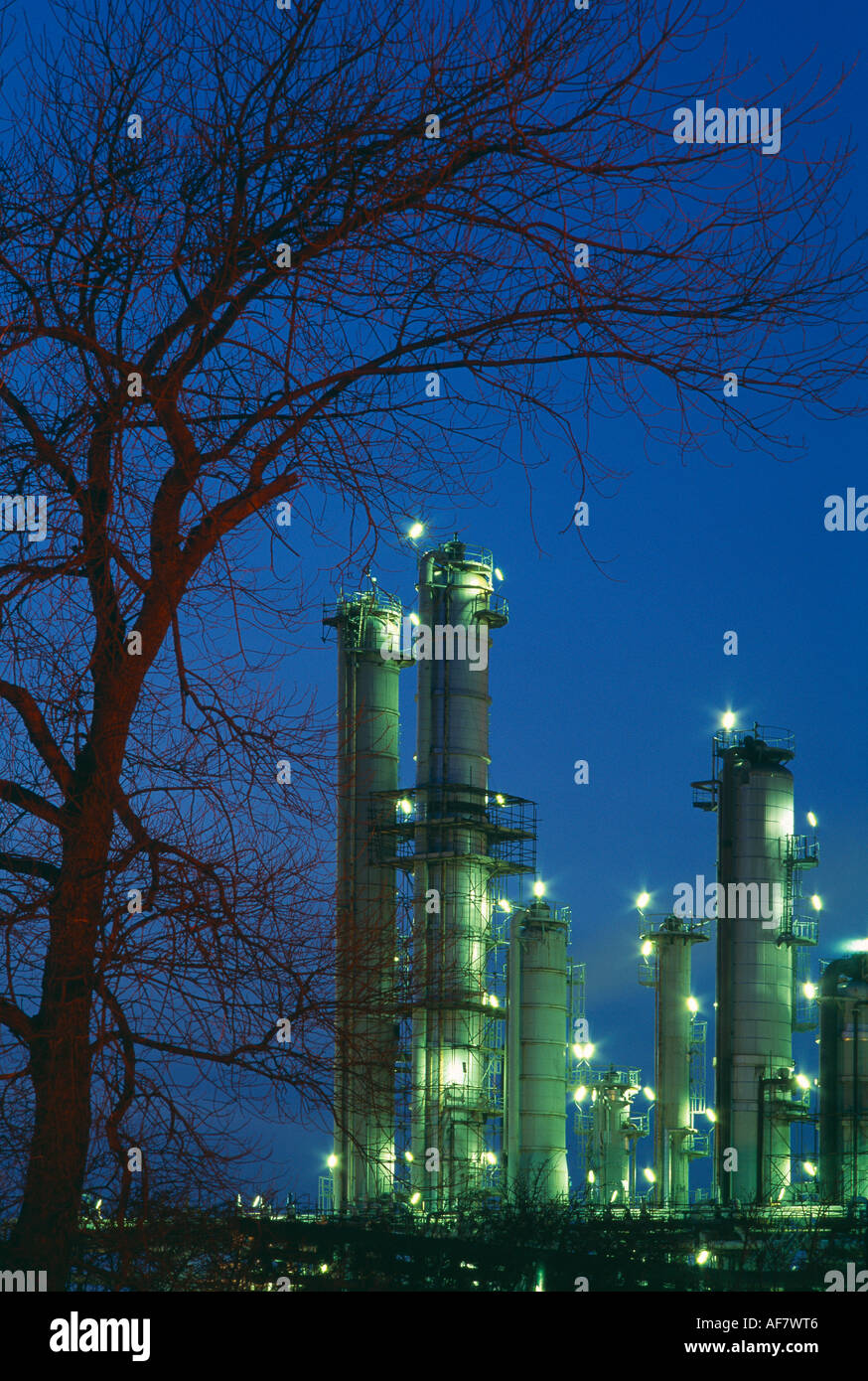 oil refinery Ellesmere Port at dusk Cheshire England UK Stock Photo Alamy