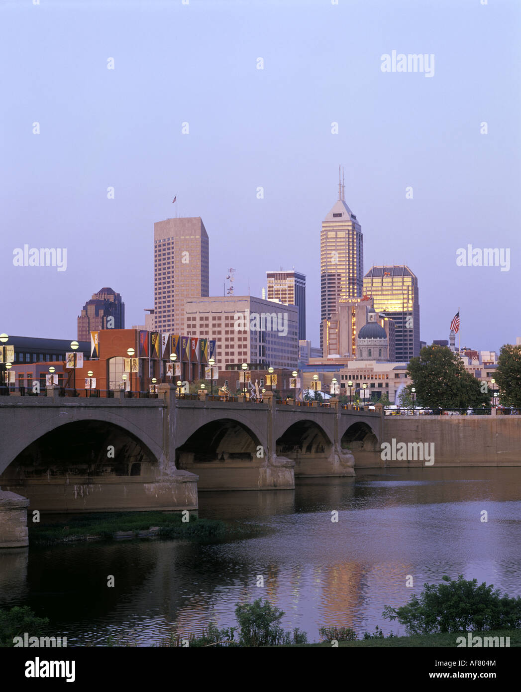 Downtown skyline white river indianapolis hires stock photography and