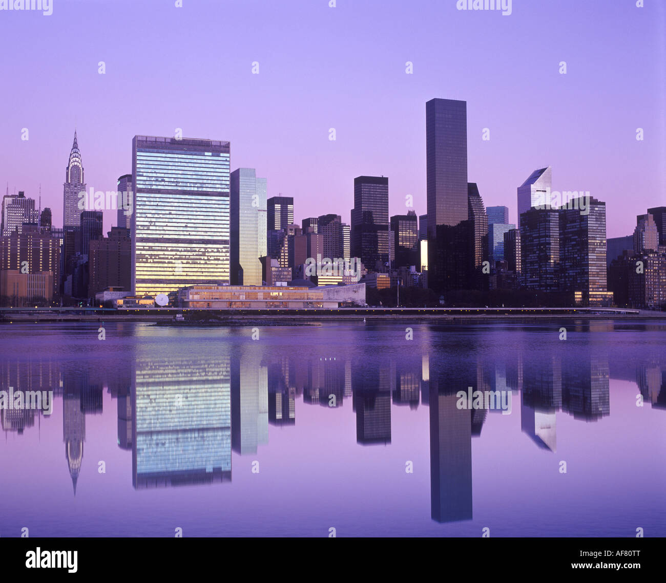 MIDTOWN SKYLINE EAST RIVER MANHATTAN NEW YORK CITY USA Stock Photo - Alamy