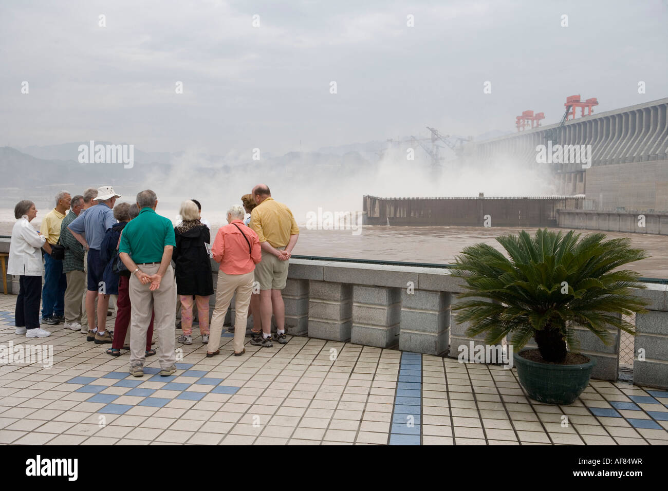 Tourists at Three Gorges Dam, Sandouping, Yichang, Xiling Gorge, Yangtze River, China Stock Photo