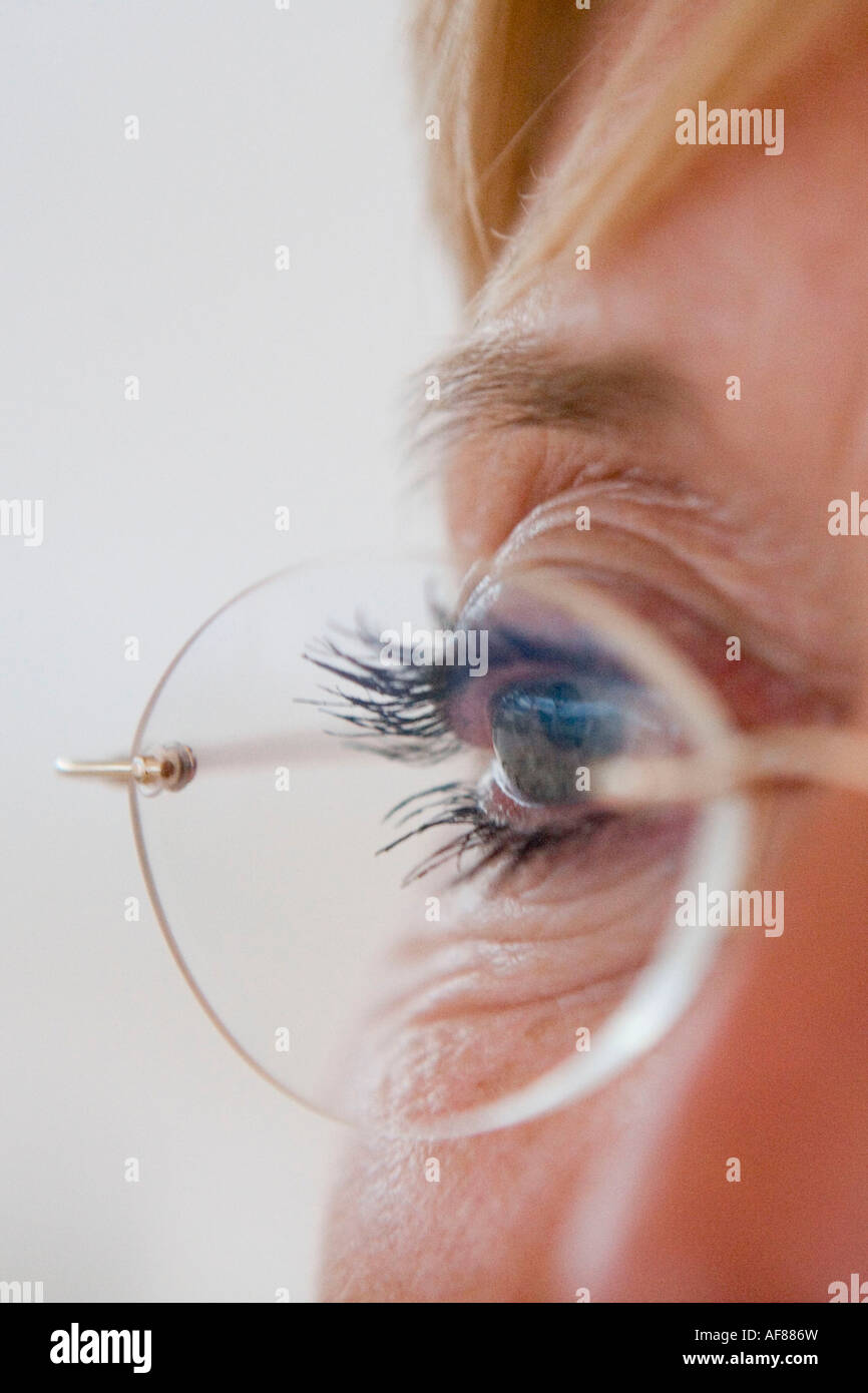 Face woman glasses close hi-res stock photography and images - Alamy