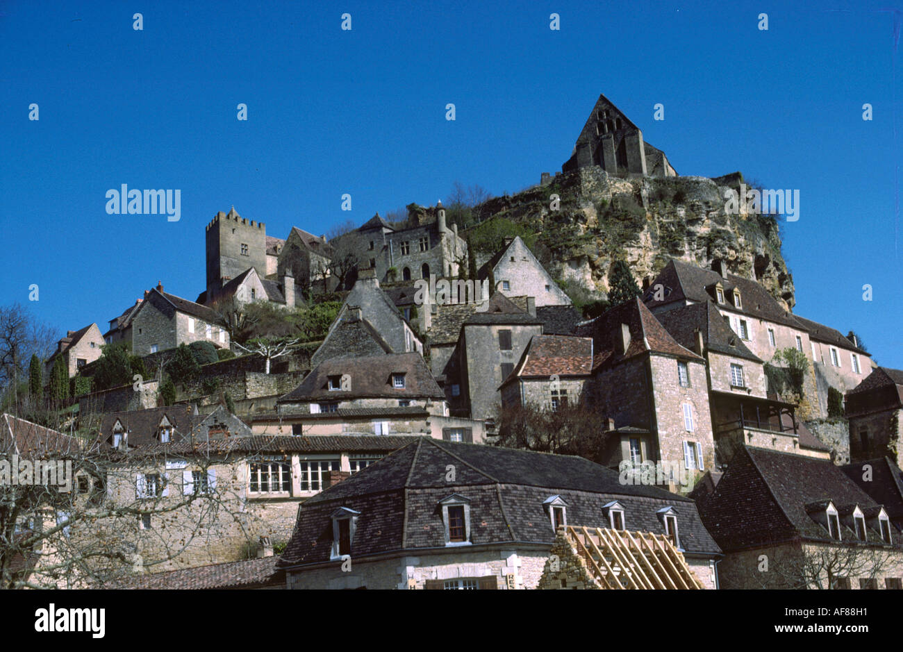 The village and castle of Beynac, Beynac-et-Cazenac, Perigord France Europe Stock Photo