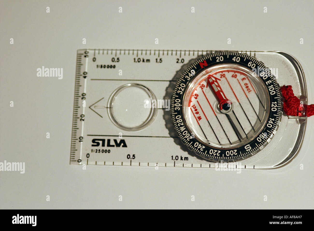 Points of a compass hi-res stock photography and images - Alamy