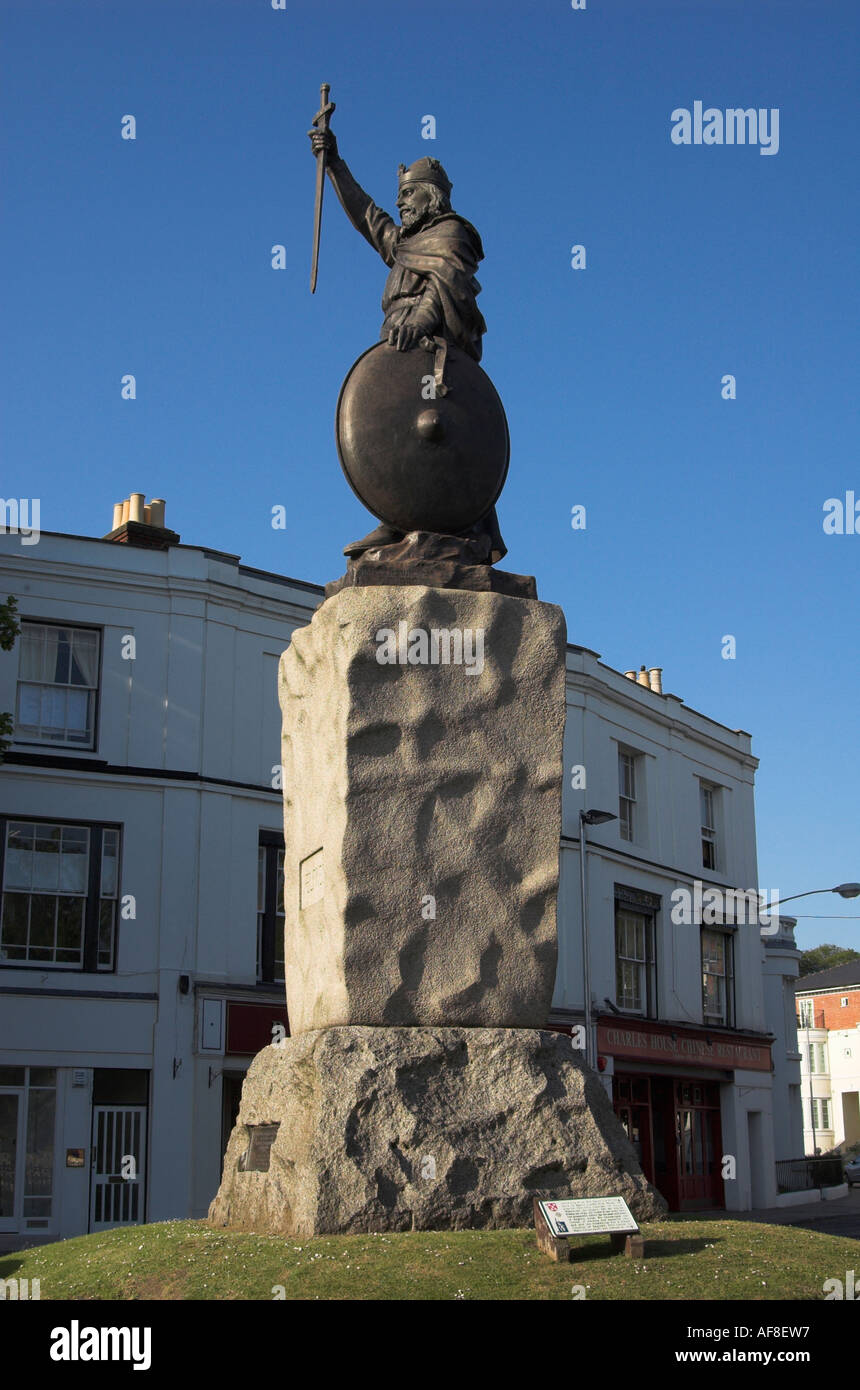 Statue of King Alfred Winchester Hampshire England Stock Photo Alamy