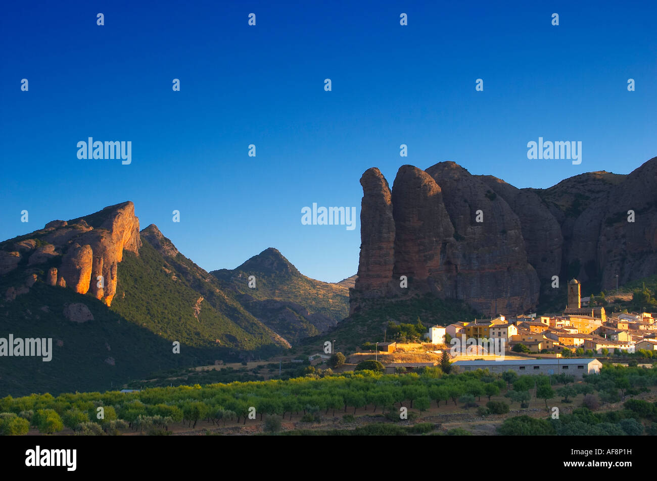 Mallos de aguero spain hi-res stock photography and images - Alamy