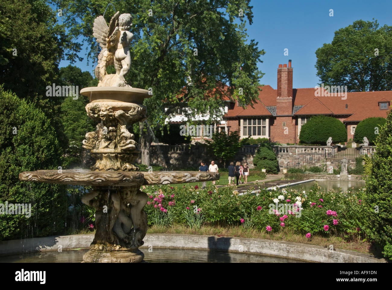Michigan Bloomfield Hills Cranbrook House and Gardens Stock Photo Alamy