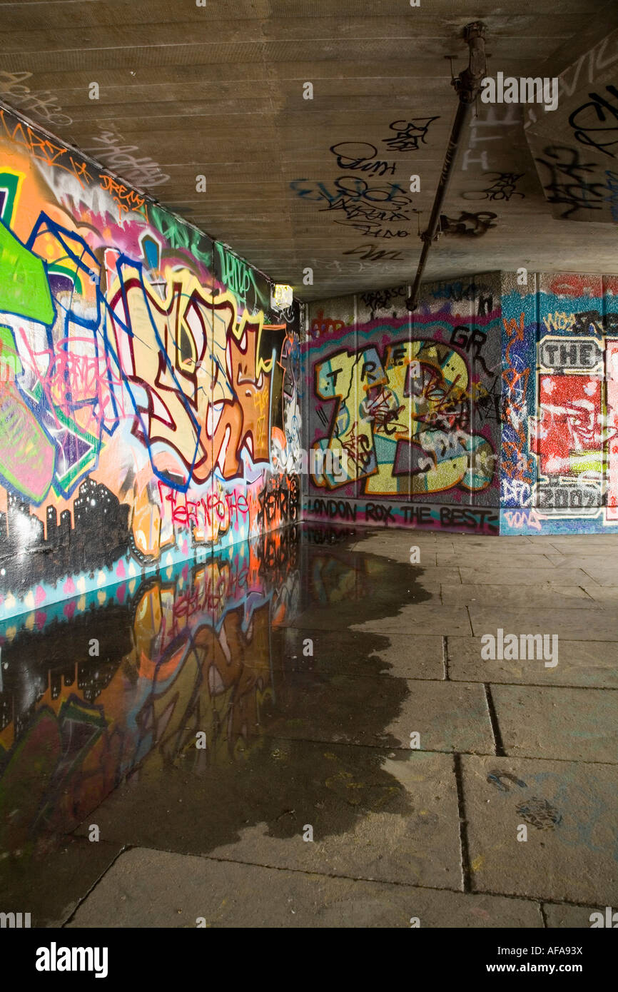 Graffiti in an urban concrete setting Stock Photo Alamy