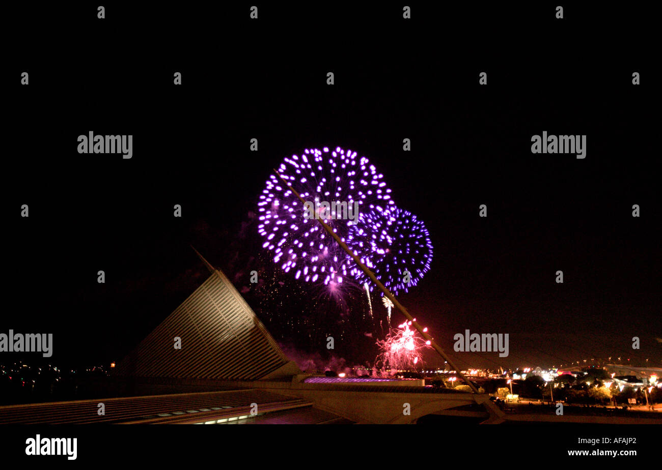 Fireworks over the Calatrava wing of Milwaukee Art Museum Milwaukee Wisconsin USA Stock Photo