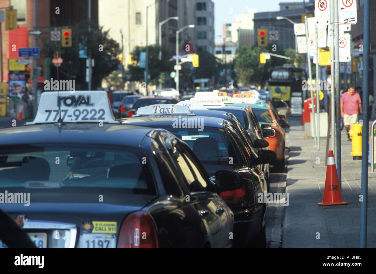 Airport taxi cab america hires stock photography and images Alamy