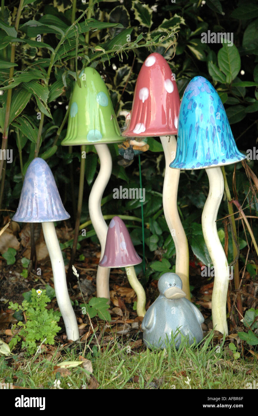 Toadstool garden ornament hires stock photography and images Alamy