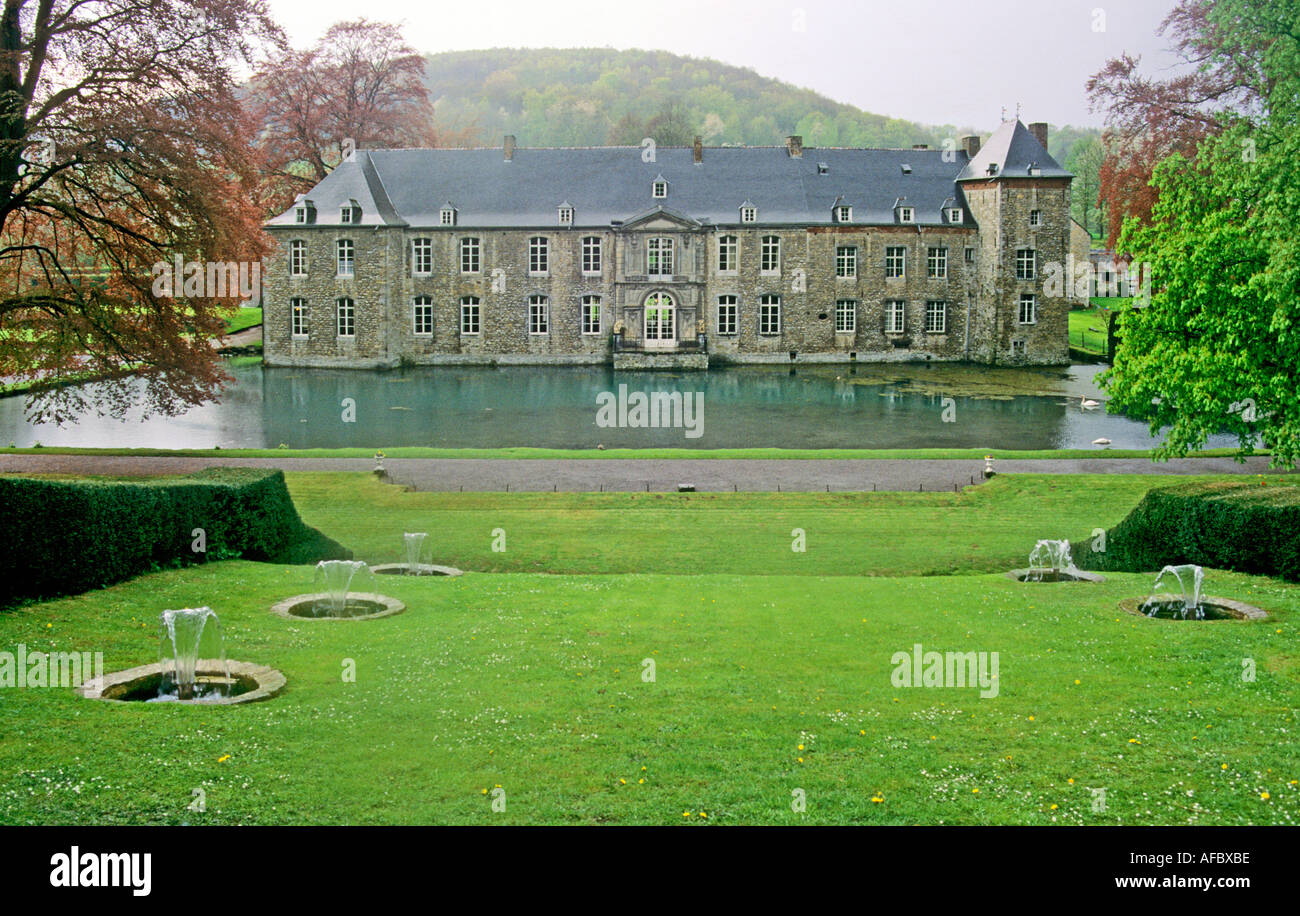 Fountains moat and house Jardins d Annevoie water gardens Belgium Stock Photo