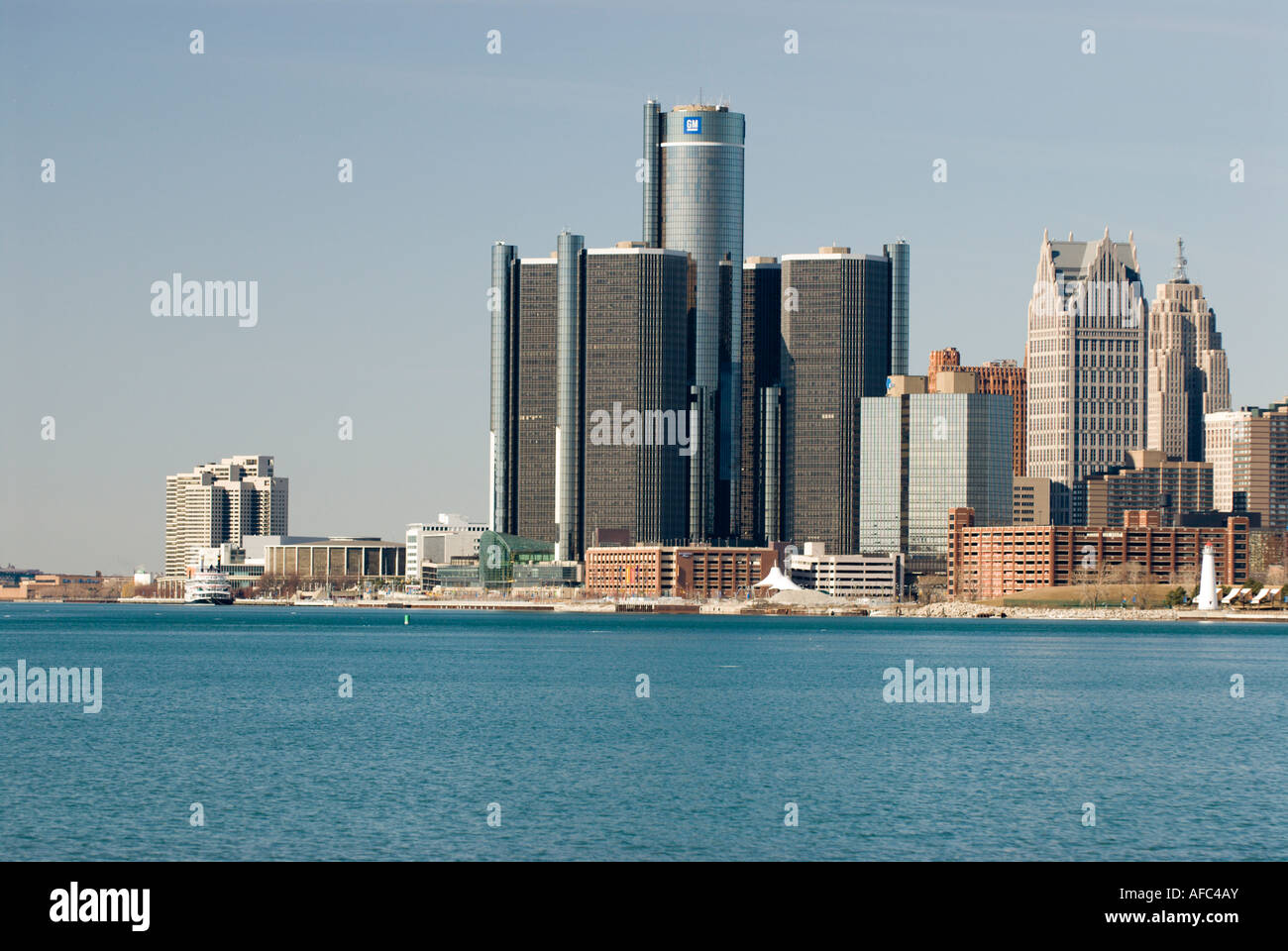 Detroit skyline from belle isle hi-res stock photography and images - Alamy