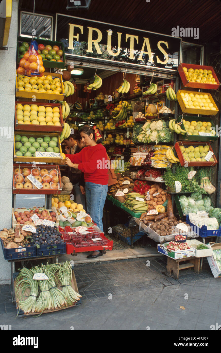 Spain,Europe,European,Spanish,Madrid,Calle Atocha,La Central Frutas