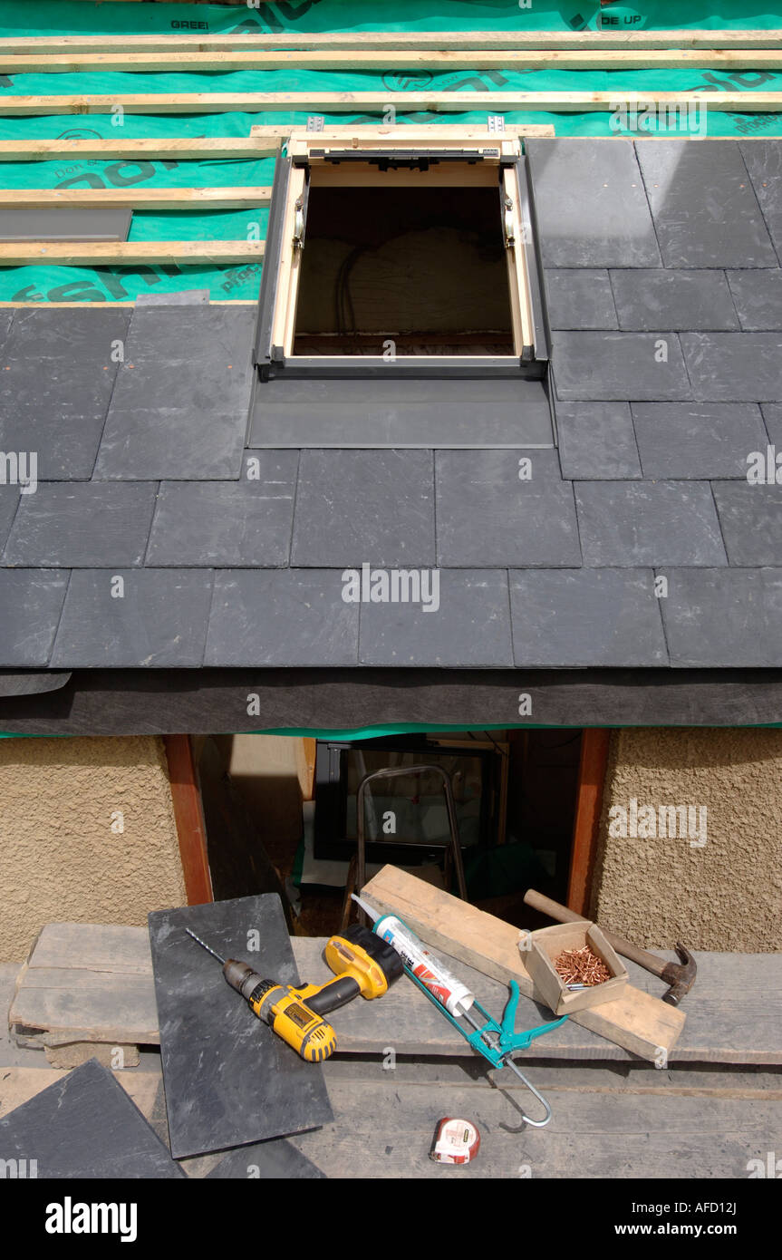 Slate Roofing and Repair Techniques - Fine Homebuilding