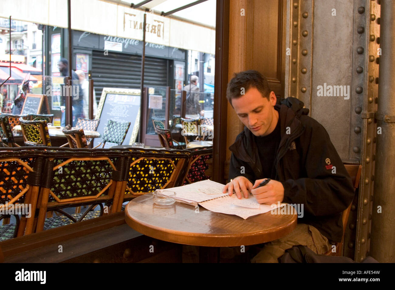 Cafe Le Brebant, 32 Boulevard Poissionniere, 9th arrondissement, Paris, France, Autumn 2007 Stock Photo