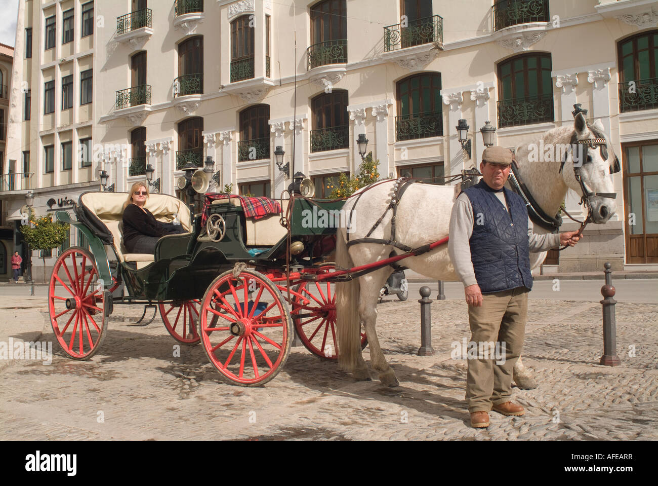 Horse drawn carriage driver hi-res stock photography and images - Alamy