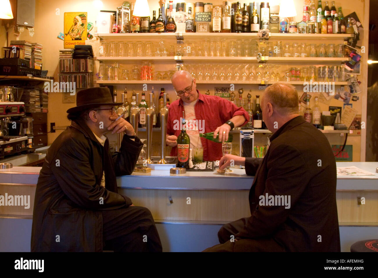 Bar Le Cinquante, 50 rue de Lancry, 10th arrondissement, Paris, France  Stock Photo - Alamy