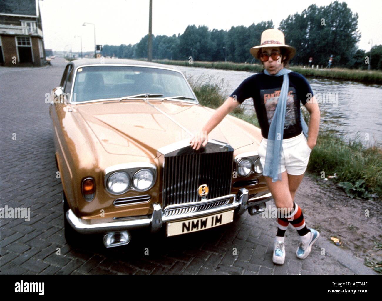 ELTON JOHN in Holland in 1975 on his Captain Fantastic Tour Stock Photo