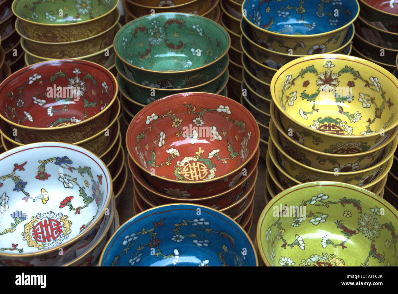 Crockery bowls for sale, Cat Street, Hong Kong Island, Hong Kong Stock