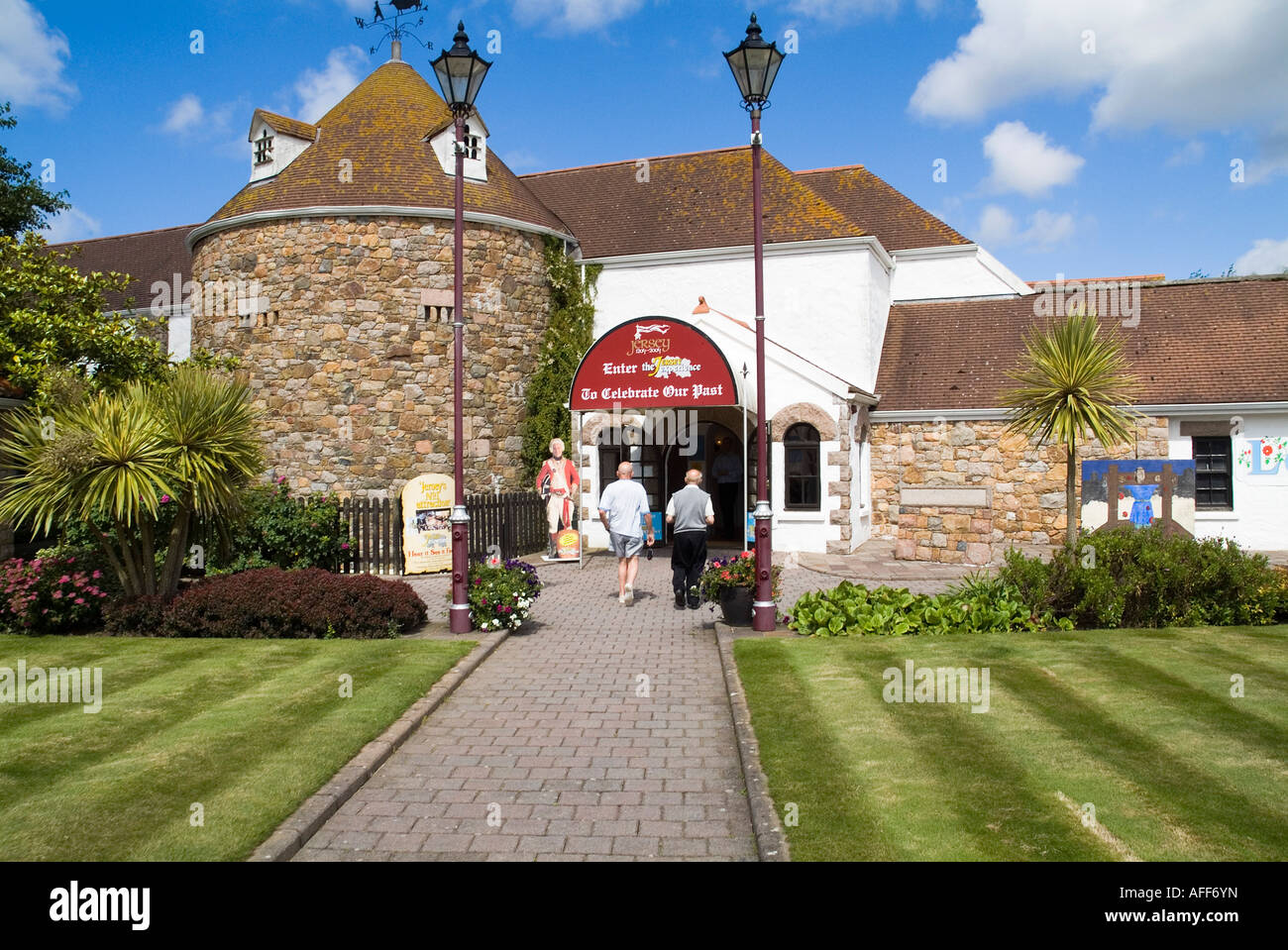 dh Living Legend ST PETERS JERSEY Tourists entering Jersey experience building entrance Stock Photo