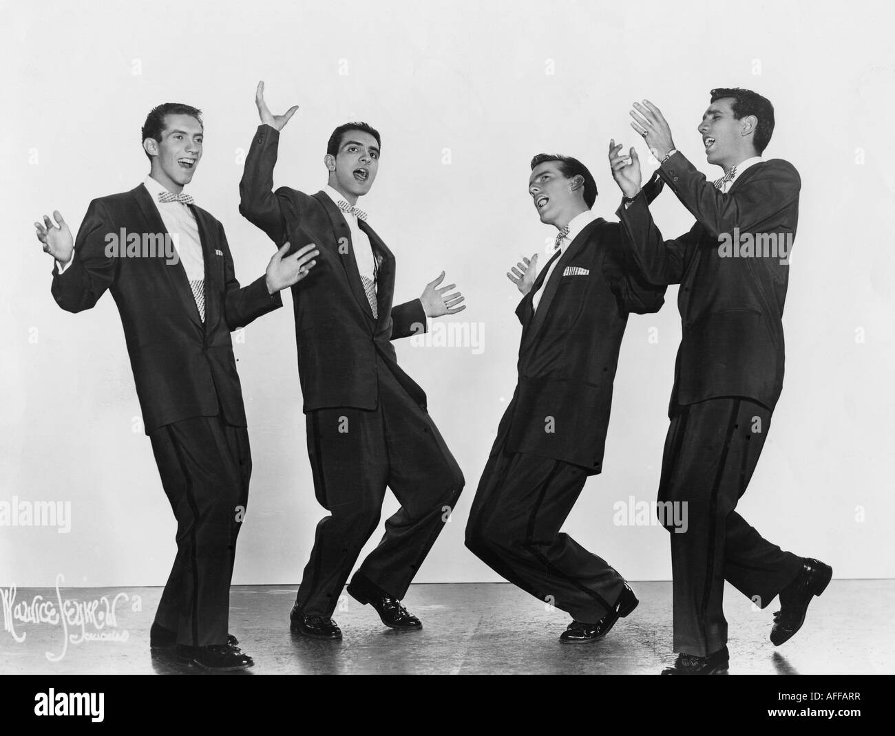 Crew cuts hires stock photography and images Alamy