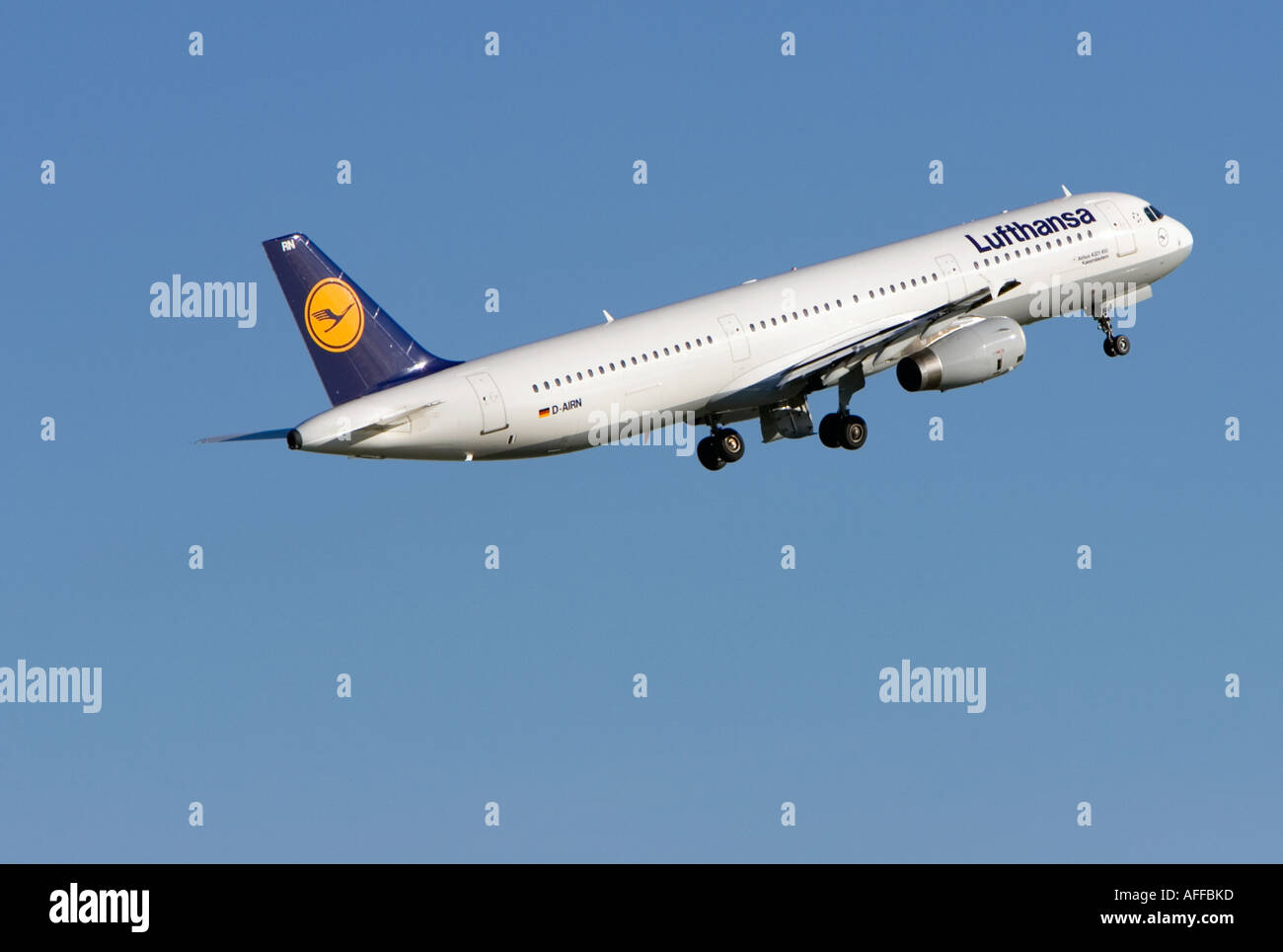 Lufthansa MAN Manchester Airport Stock Photo Alamy
