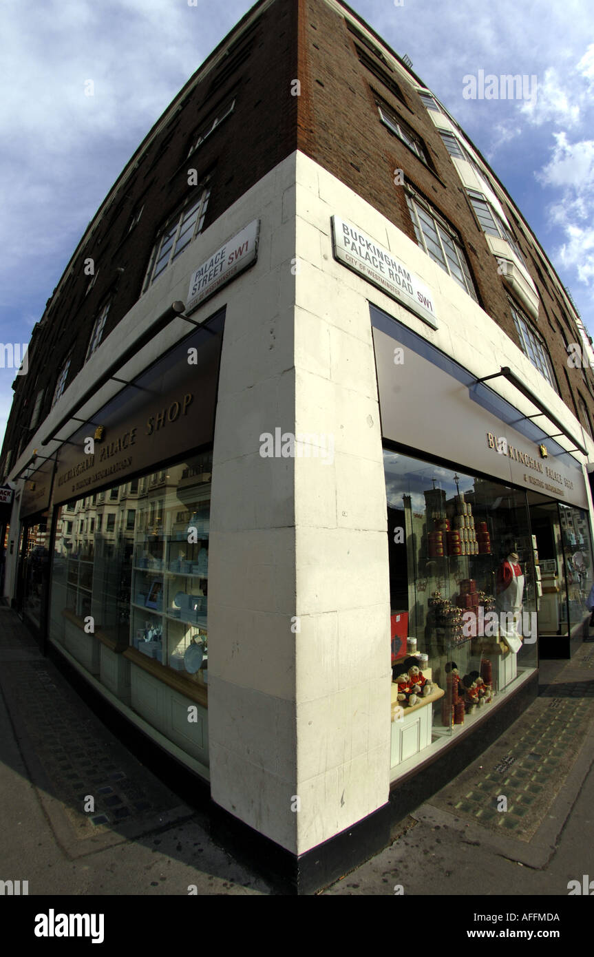 Buckingham palace gift shop hires stock photography and images Alamy
