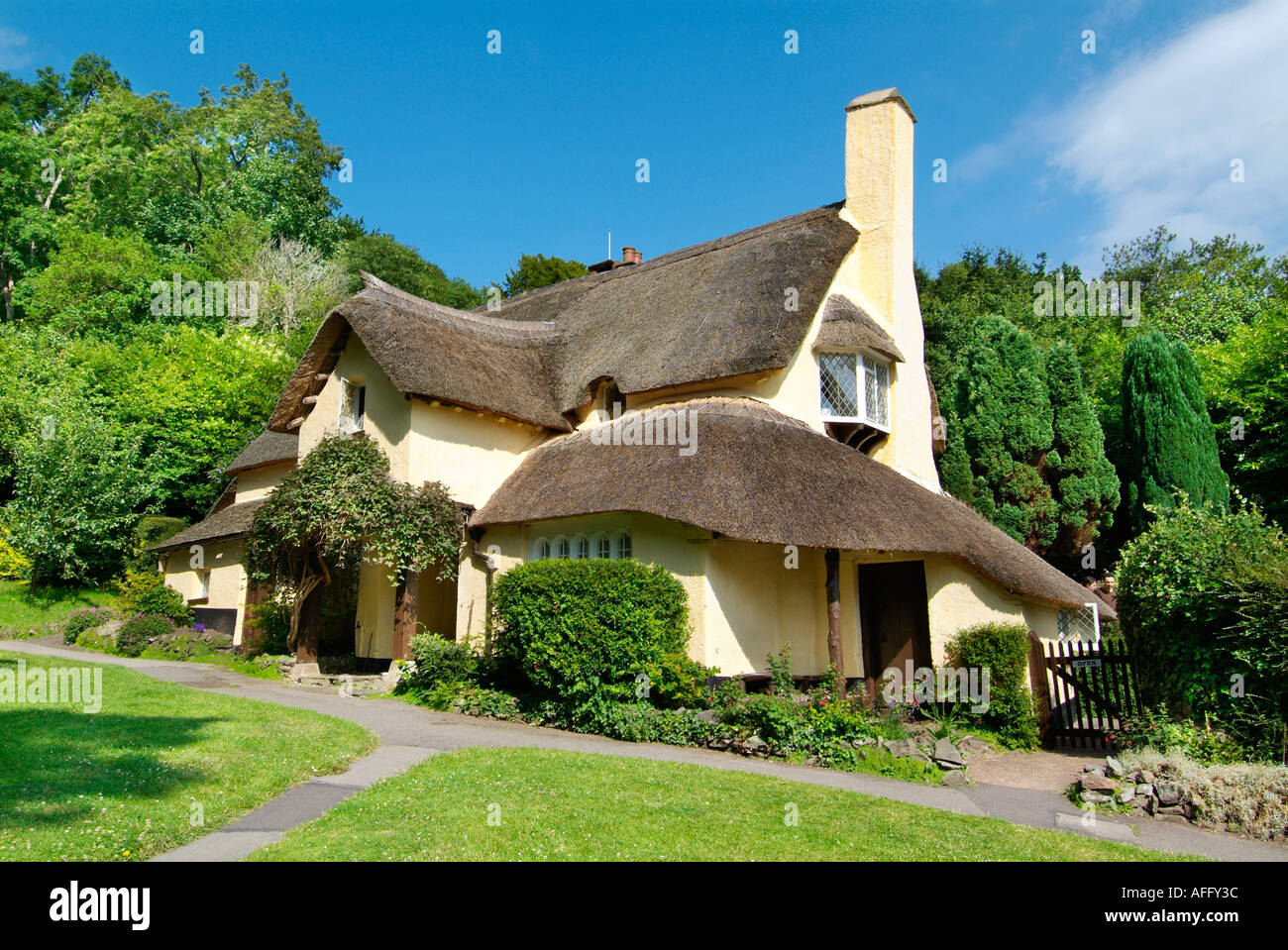 Selworthy village green Thatch thatched cottage Somerset England UK GB
