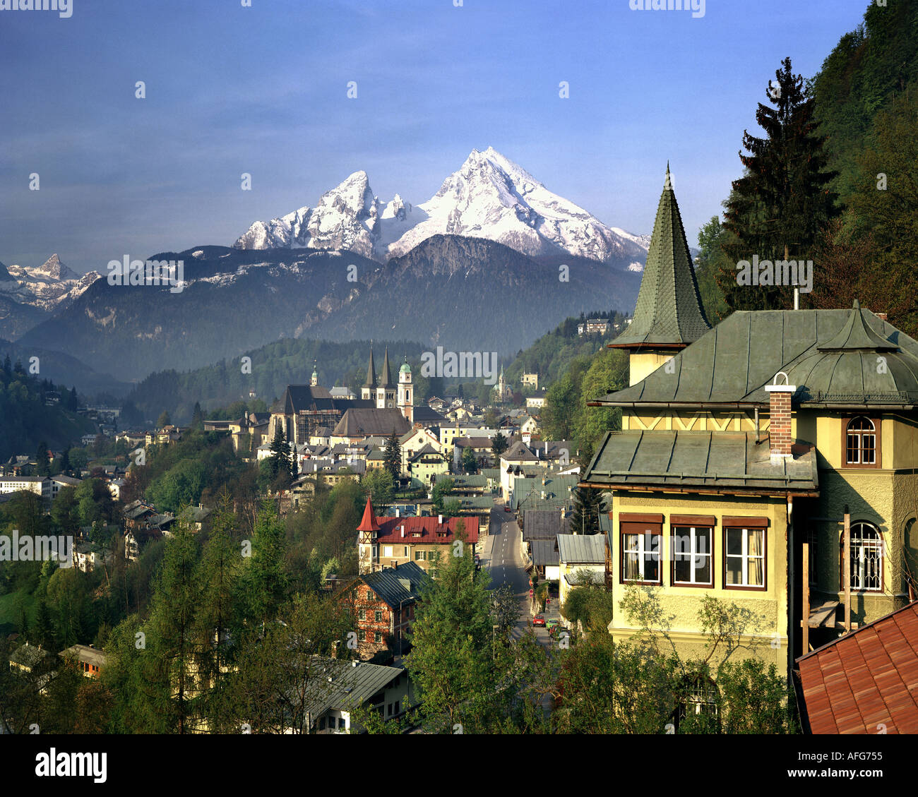 DE - BAVARIA: Berchtesgaden below Watzmann Mountain Stock Photo