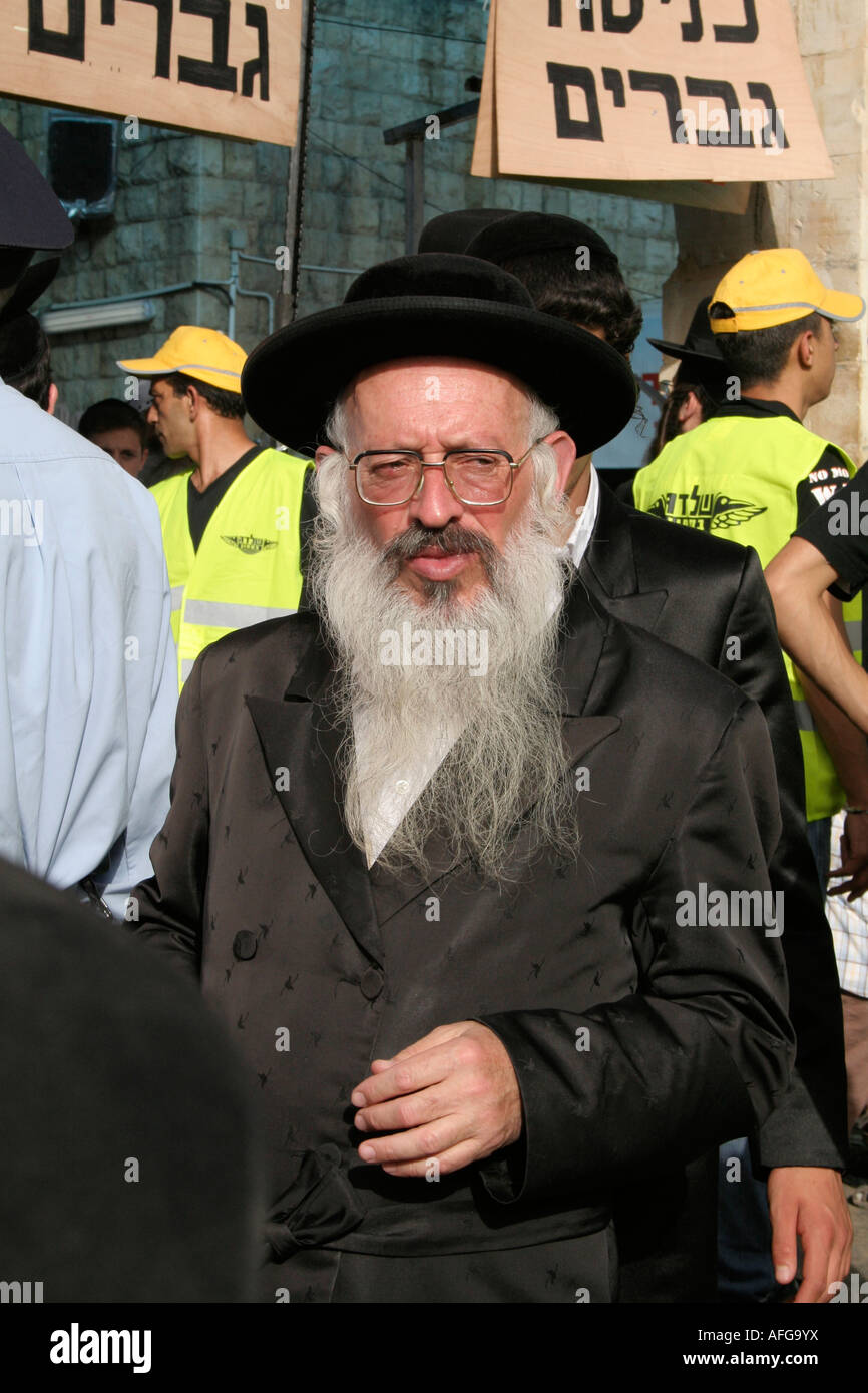 Lag Ba omer pilgrims meron israel Stock Photo Alamy