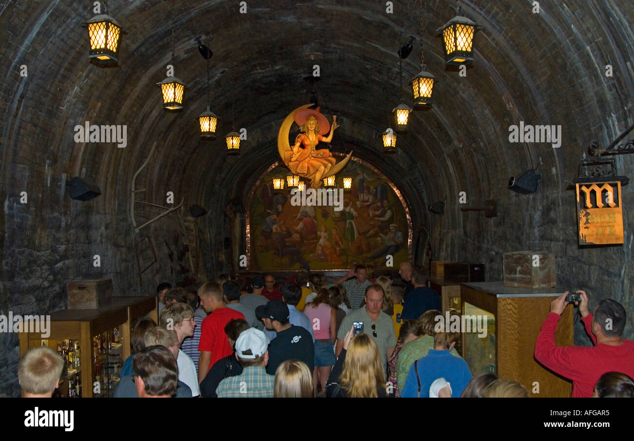 Miller brewery tour cave hires stock photography and images Alamy
