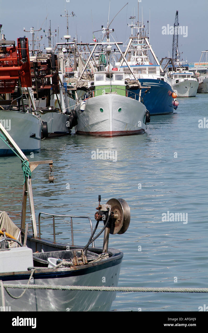 Italian, fishing, boats, port, trawlers, fish, quota, eu, industry