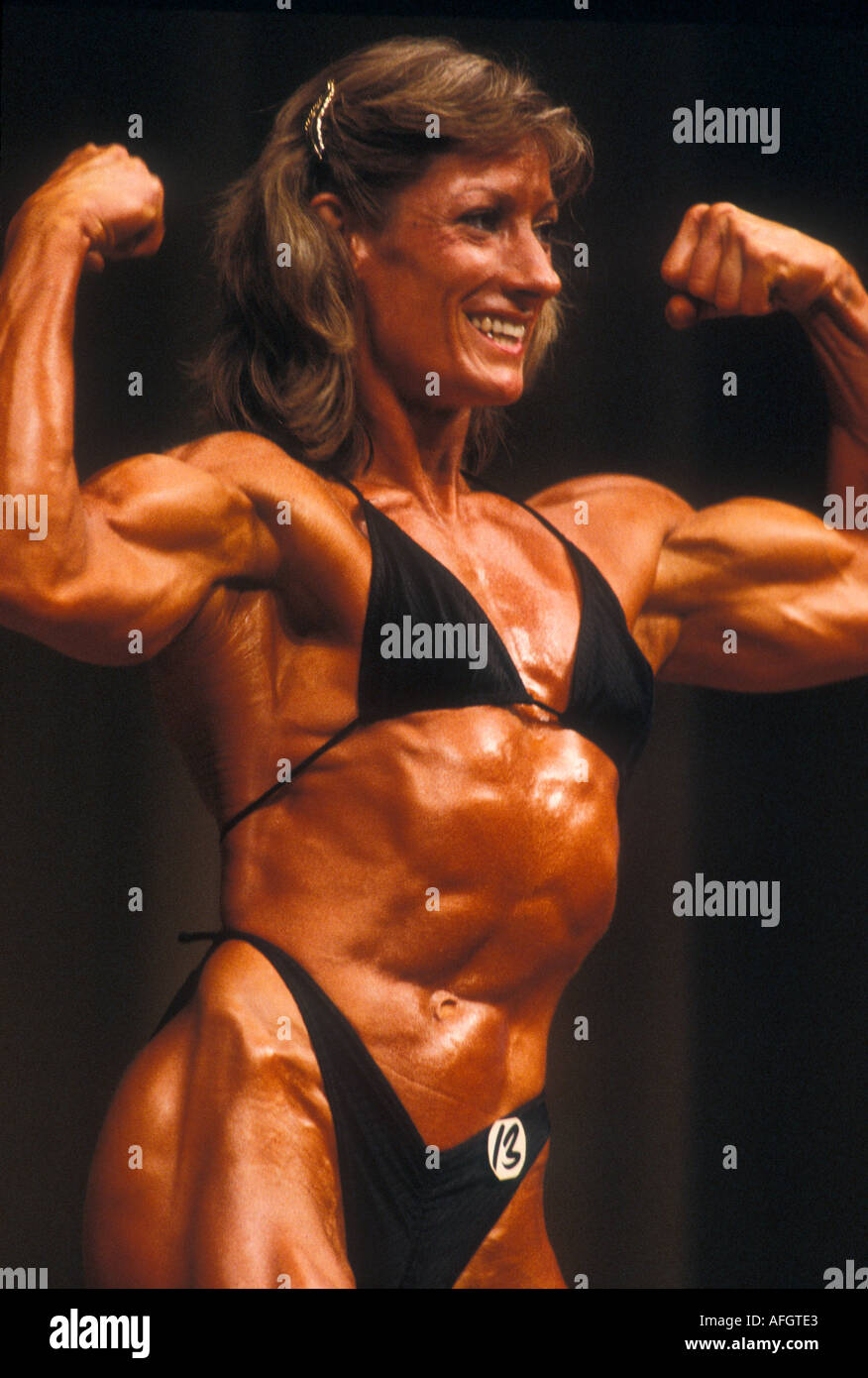 Woman, bodybuilder and pose hi-res stock photography and images - Page 3 -  Alamy