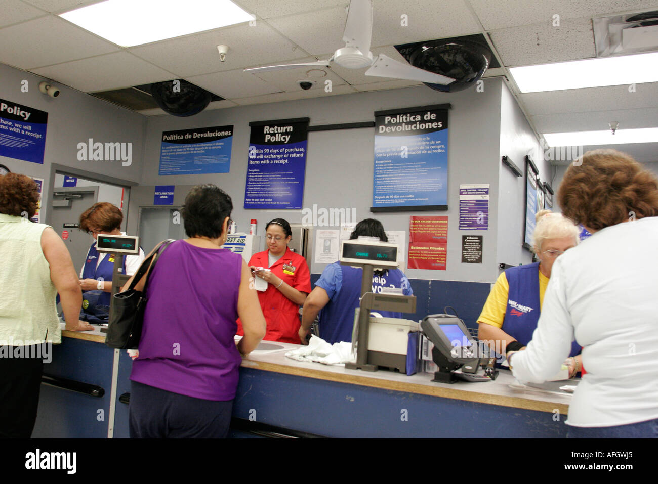 Miami Florida Walmart Return Desk Employees Customers Stock Photo
