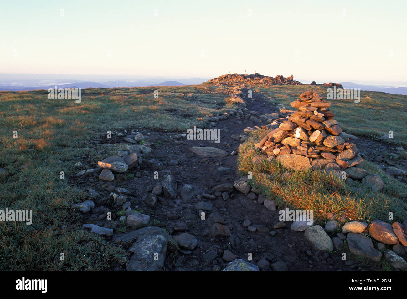 Mount Moosilauke summit trail marked by stone cairns, White Mountain National Forest, New Hampshire Stock Photo